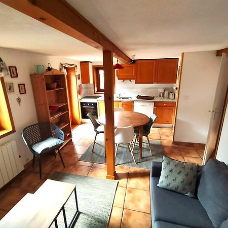 "Chalet Les Aravis" Chalet Et Appartements 르그랑보르낭 외부 사진