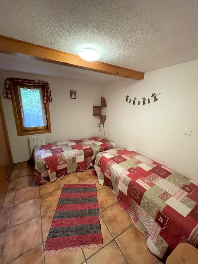 "Chalet Les Aravis" Chalet Et Appartements 르그랑보르낭 외부 사진